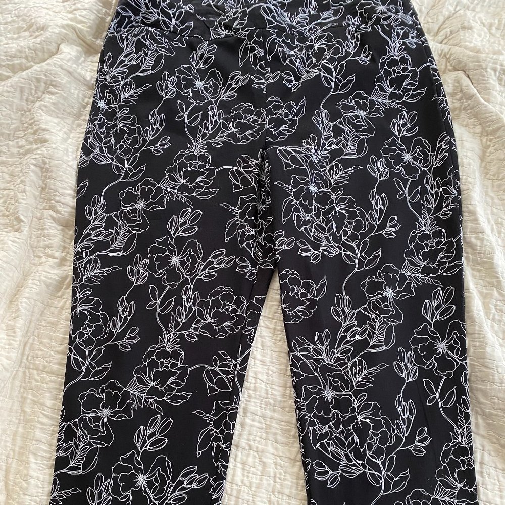 Chico's Brigitte Basic Slit Ankle Pants